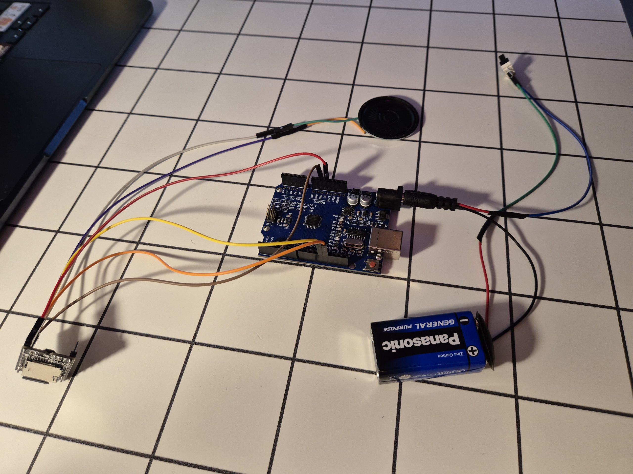 DIY Musical Gift Box (Arduino + DFPlayer Mini) circuit